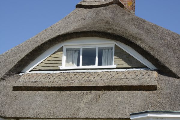 Professional Eyebrow Window Replacement